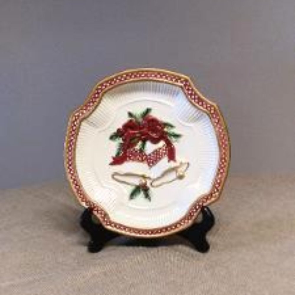 Fitz & Floyd Holiday Bells Plate - Picture 2 of 3